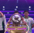 Станислав Поторак (второй справа) и команда Team Falcons забирают главный приз. Кадр видео канала CYBERSLOVO/t.me - Ямал-Медиа